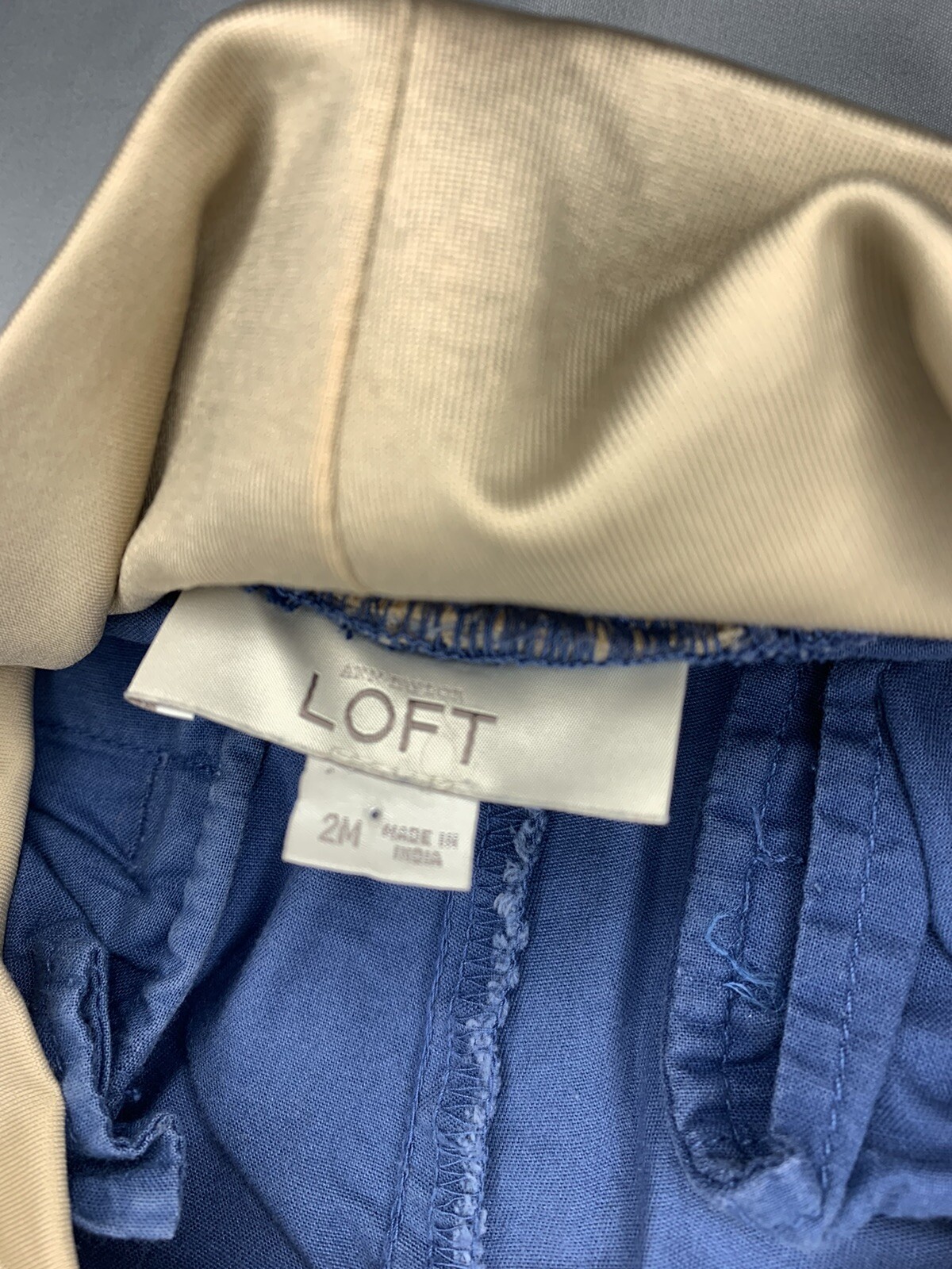 Loft Full Panel Capris Size 2 Maternity - image 5