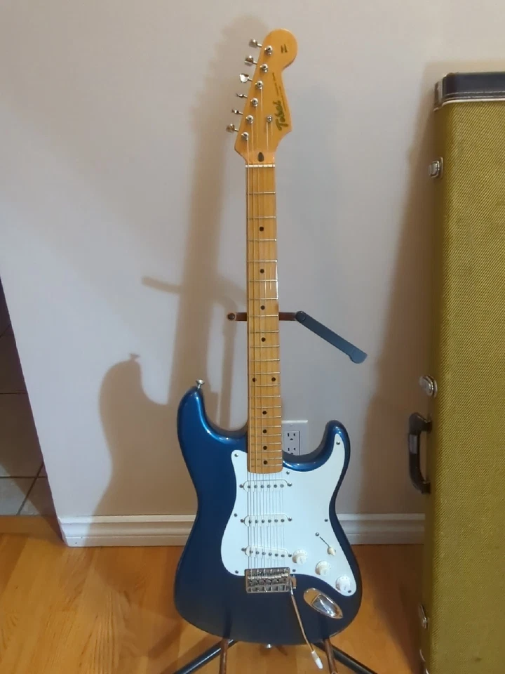 1983 Tokai Goldstar serial # 2554      1983 TST60 MB w/ original case - Image 2 of 4