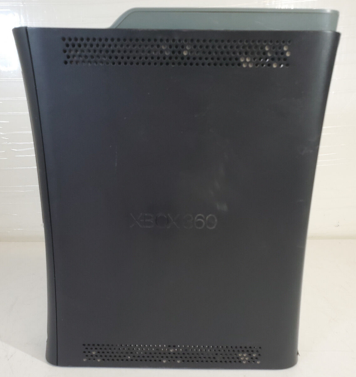 P1.w) Microsoft Xbox 360 Elite, 120 GB, Broken Disc Tray, w/Controller