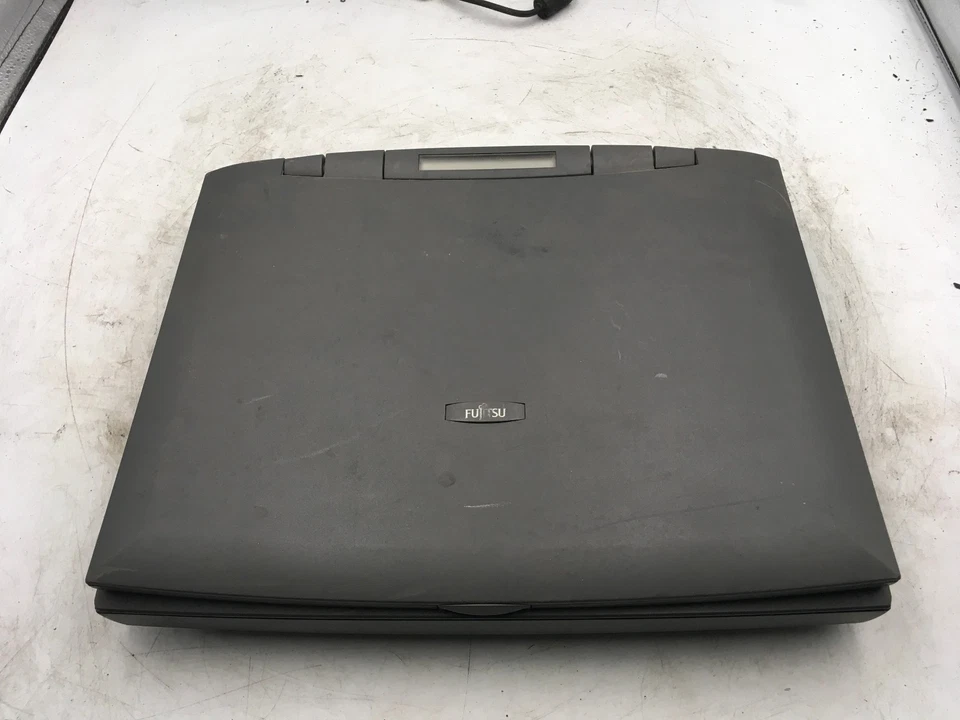 FUJITSU MILAN FPC91 - PARA PIEZAS/SIN ALIMENTACIÓN - INTEL PENTIUM - 32MB RAM - LEER - BB! Foto 4 de 4
