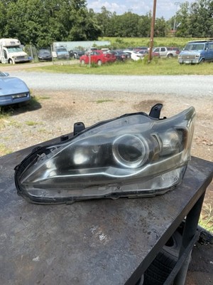 Headlight Assembly-Regular TYC 20-9260-00 fits 11-17 Lexus CT200h