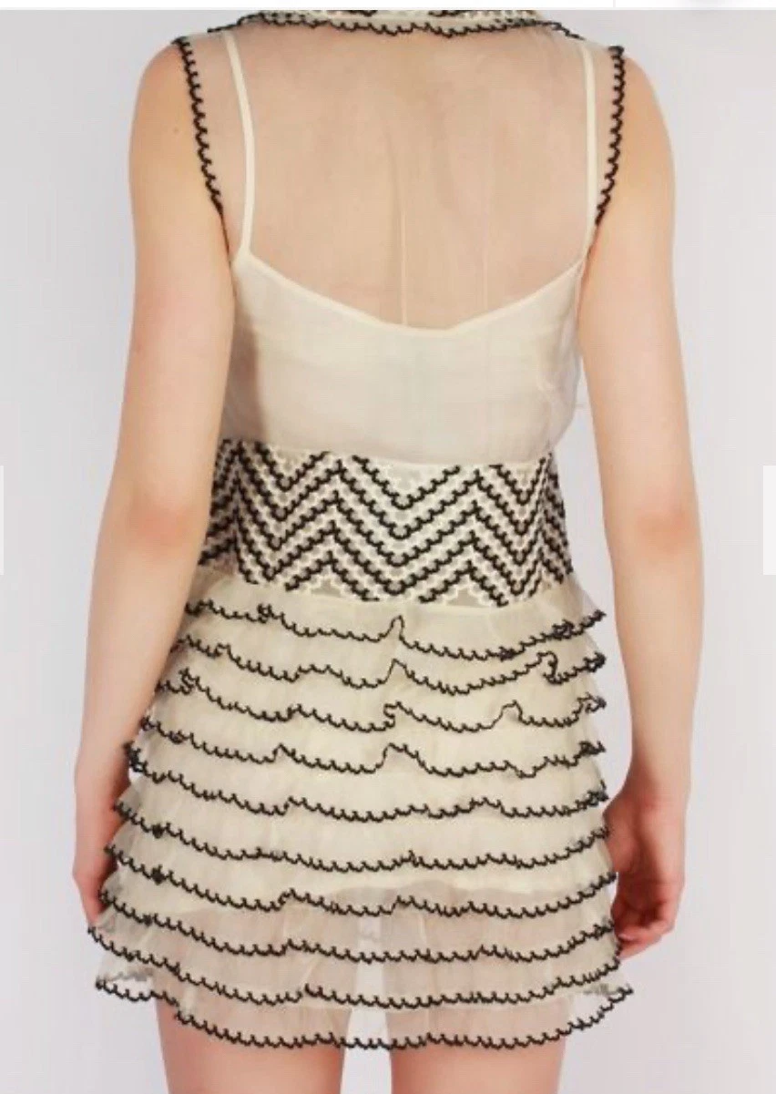 Mini abito rosso Valentino in seta con volant taglia IT44 nuovo