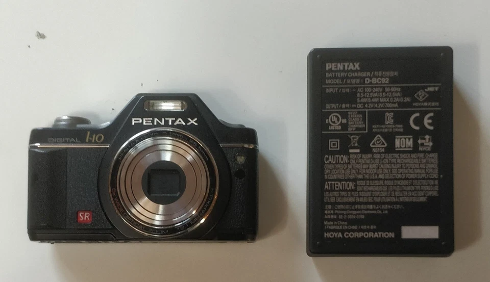 Digital-Kamera Pentax I-10 SR edition defekt/ für Bastler