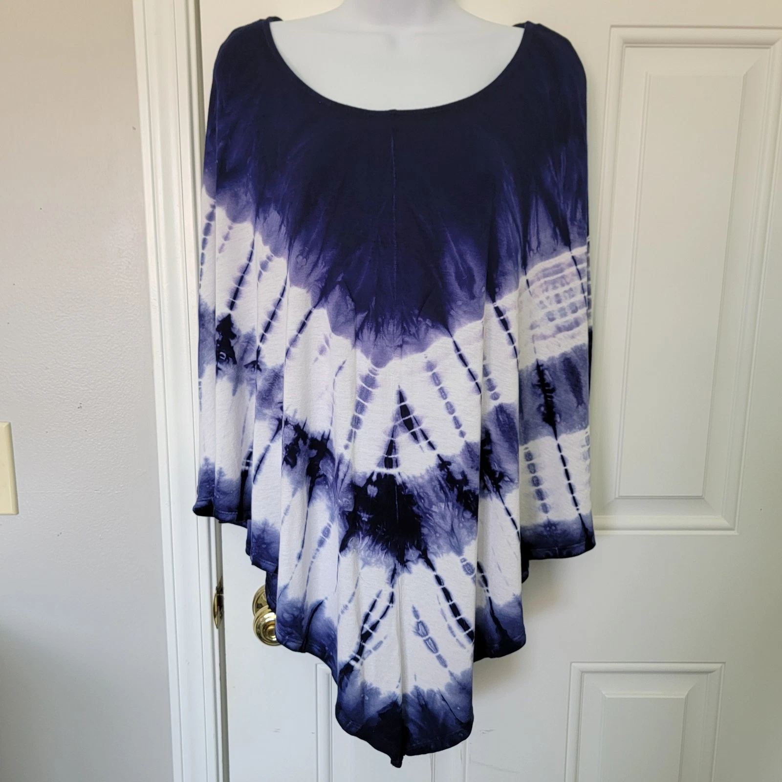 Soft Surroundings Trina Tie Dye Poncho Blue White Handkerchief Boho Indie OS