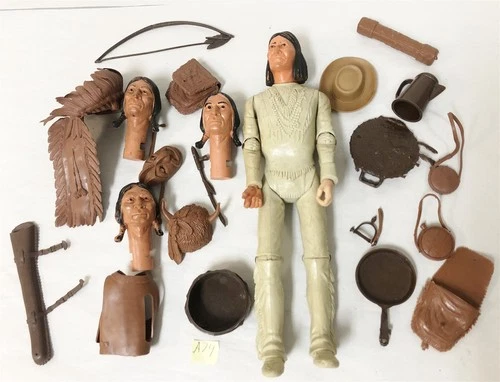 1960s MARX JOHNNY WEST CHIEF CHEROKEE AND ACCESSORIES LOT #74