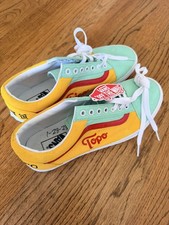 Custom Topo Chico Vans Old Skool by Jose Vela...