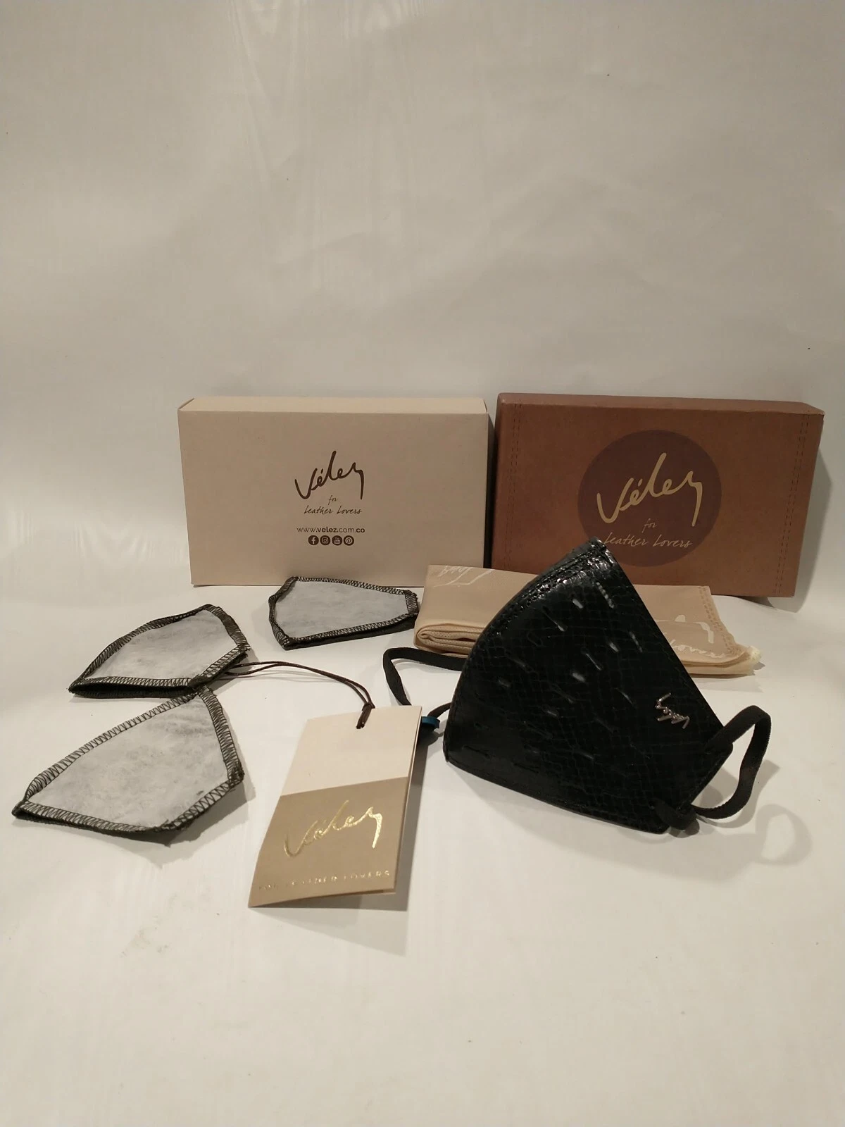 Vélez For Leather Lovers Health & Respiratory Fancy Mask W 3 New Fabric Lining