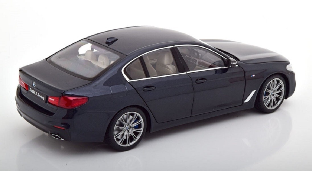 BMW 5er RC CAR 1:72 　5シリーズ　ミニカー　ラジコン BMW 5er RC CAR 1:72 5シリーズ ミニカー ラジコン BMW 5er RC