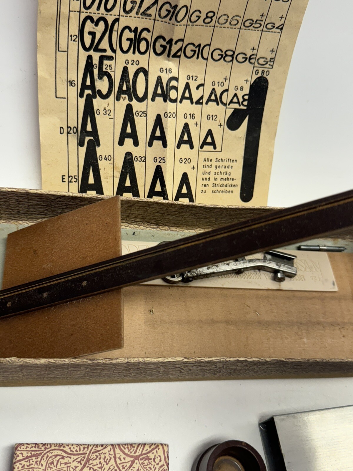 RARE NOS Vintage Writing instrument DINGRAPH SCHRIFTEN Inscriptions Alphabet