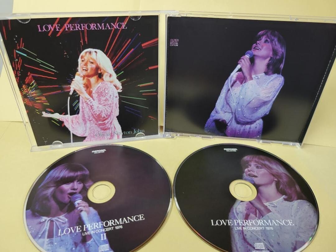 2003年　Olivia Newton-John コンサートチケット半券セット 2003年 Olivia Newton-John コンサートチケット半券セット