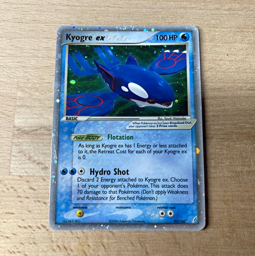 The Pokémon Company Kyogre ex 95/100 EX Crystal Guardians Holo 100 HP ENG 2006