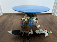 RARE Warner Bros Looney Tunes cake stand & se...
