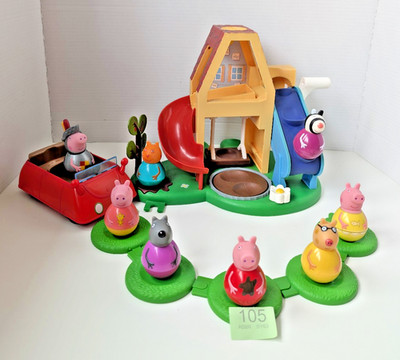 Peppa Pig Wind und Wackel Spielset mit 8 Weeble Figuren und Auto 105