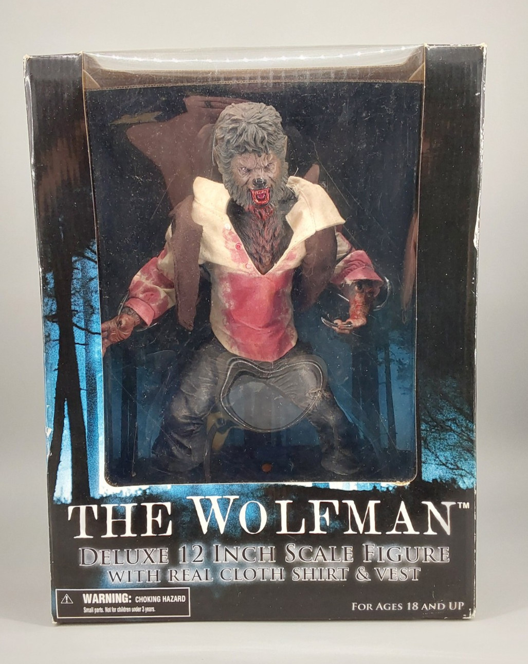 W Cloth Shirt & Vest Mezco Toys 2009 *read*