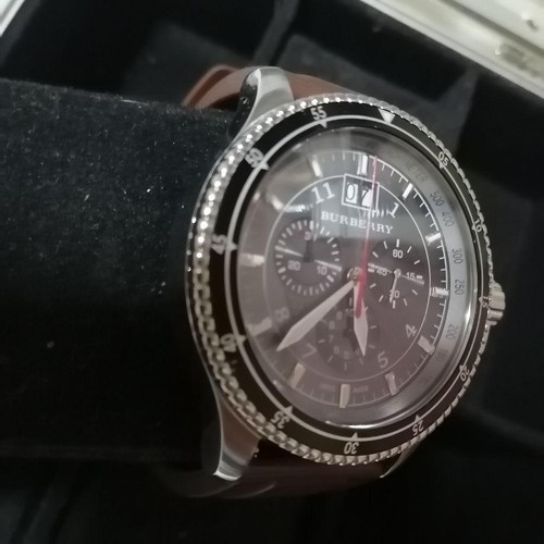 Orologio da polso Burberry Endurance BU7602 funzionamento confermato cinturino batteria sostituita - Foto 19 di 24