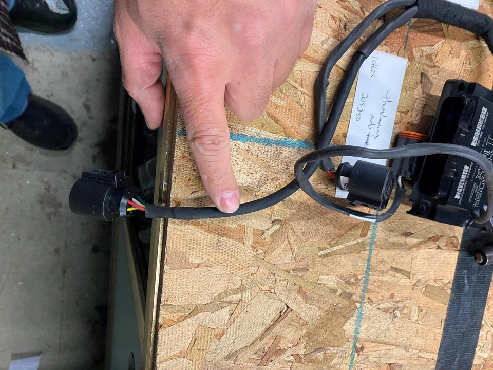 Módulo programador Thundermax Harley Davidson EFI 309-350 309-340 Foto 3 de 4