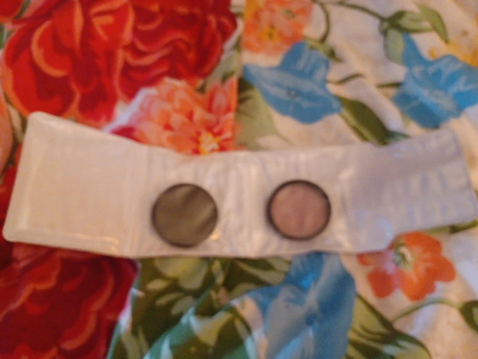 ZYKKOR FILTER LENS KIT 46mm FL-D & ND4X LENS IN CASE - Image 2 of 4