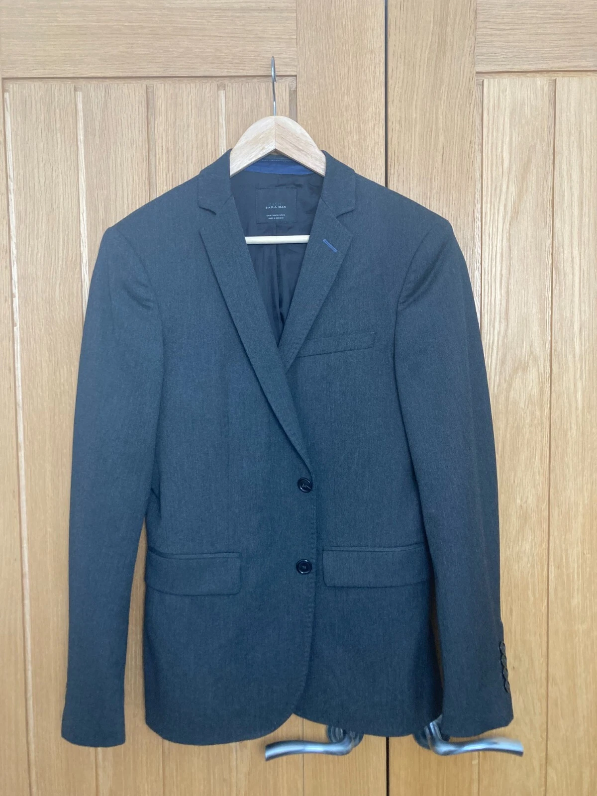 ZARA Man Basic Charcoal Blazer Jacket 2 Button (Slim fit/Small) - good condition