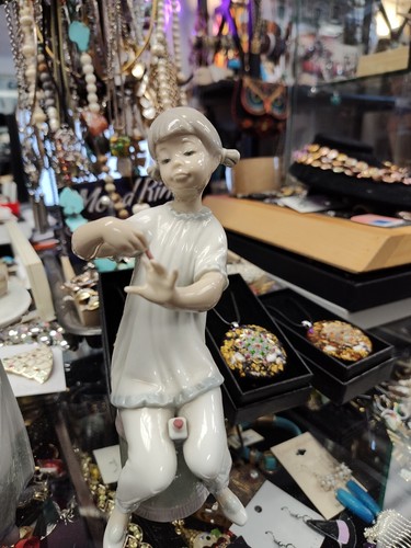 Figura Feliz Cumpleaños Lladro Niña y Tarta Niñas Pastel Cumpleaños #5429 más 2 - Imagen 4 de 11