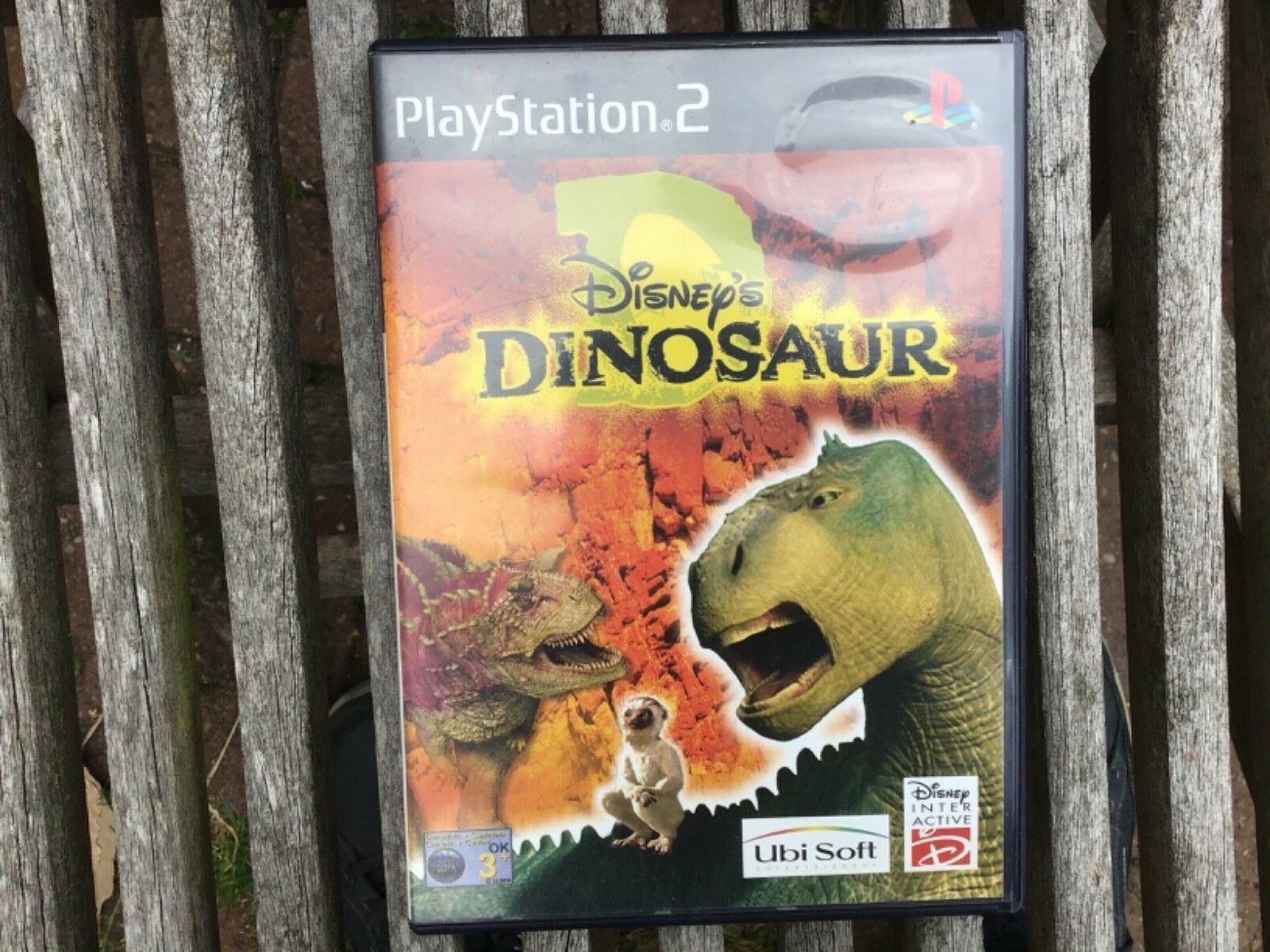 PlayStation 2 ps2 Disney jeu de dinosaure très bon état rétro jeu