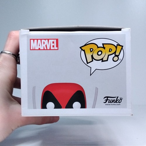 Funko Pop! Marvel Deadpool in Cake #776 - Imagen 5 de 6