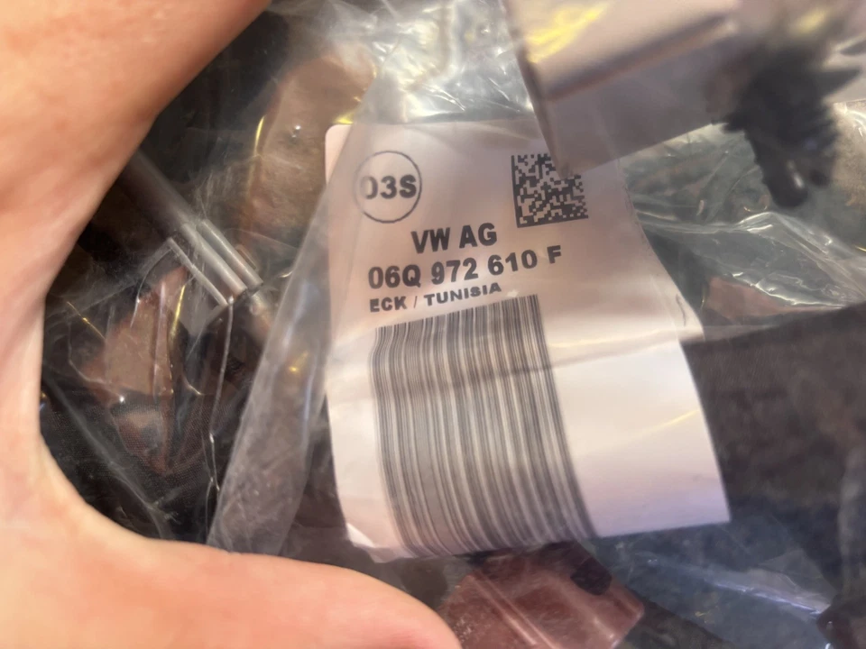 Arnés motor original Volkswagen Golf R GTI MK8 2.0T 2022-2024 06Q-972-610-F Foto 3 de 4