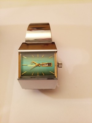 Vintage-Uhr der Marke OMAX 1970er