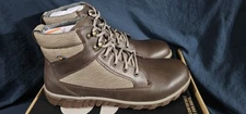 Bogs Classic Casual Waterproof Boots Taupe Leather Men Size 10.5 New With Box 