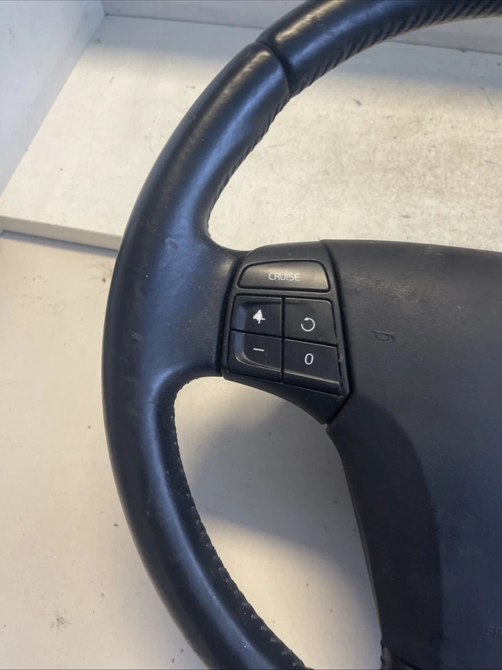 Volvo S40 II MS 2.0D Lenkrad Leder Multifunktionslenkrad IM 86094 - Bild 2 von 4