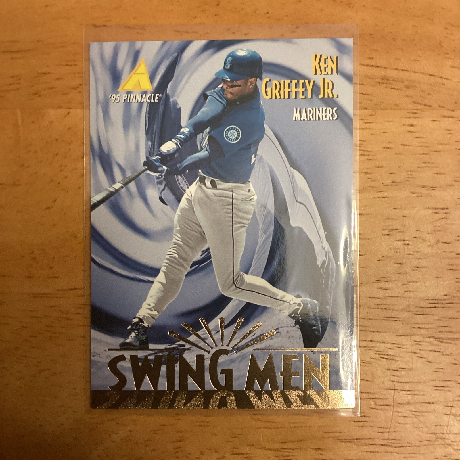 KEN GRIFFEY JR 1995 PINNACLE Baseball SWING MEN #304 Mariners HOF