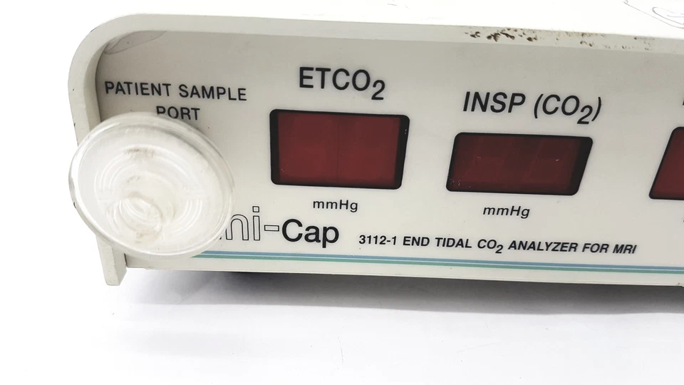 Analizador de CO2 de marea final Omni-Trak Vital Signs Monitoring 3112-1 para resonancia magnética Foto 2 de 4