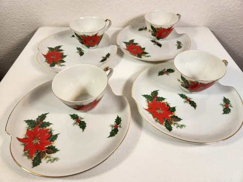 Poinsettia Christmas Saucer Tea Cup Set Nuts Candy Snacks MCM Holly Berry 4-Pc