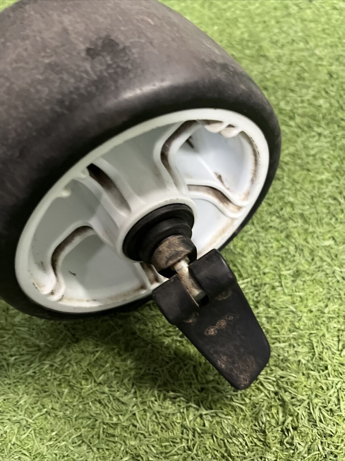 Powakaddy FW series front wheel bearing kit also fits digital Hillbilly eBay