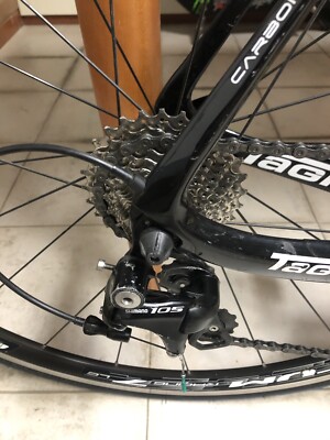 bicicletta da corsa carbonio