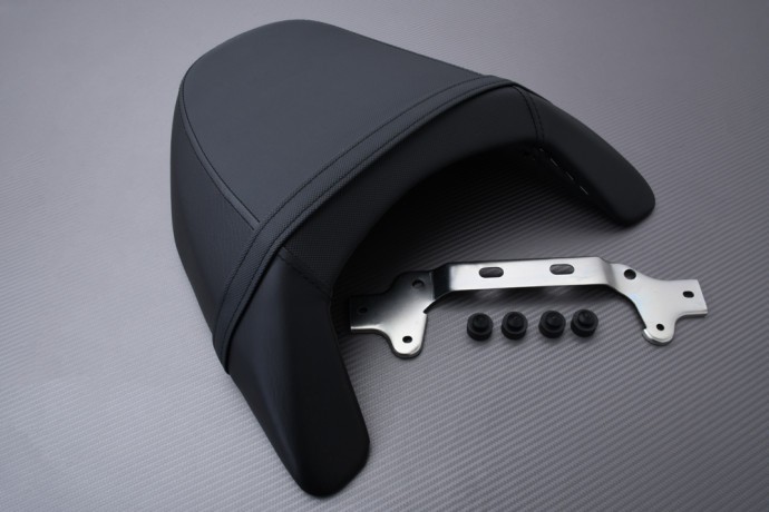 Selle passager Suzuki M109R avec mousse confort haute densité pour longs trajets