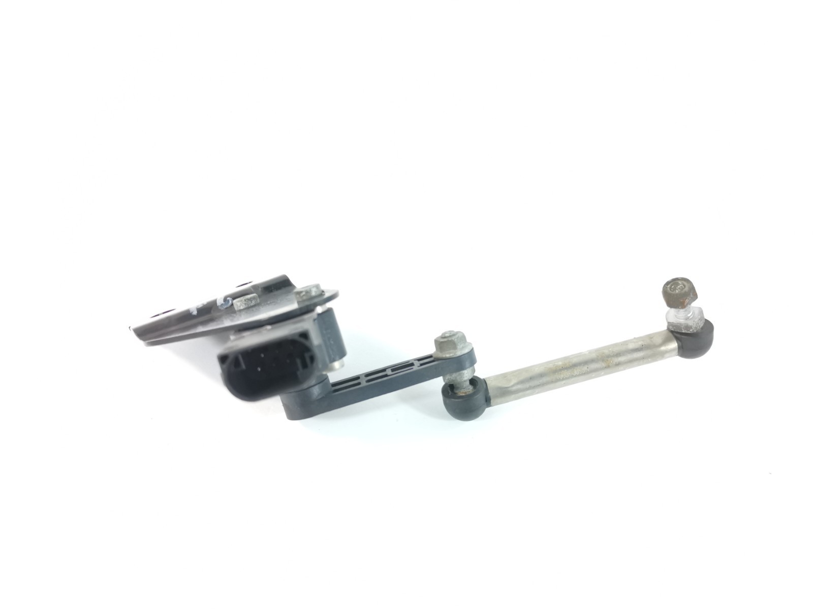 Maserati Levante 2018 Front Left Ride height sensor P/N 670037526