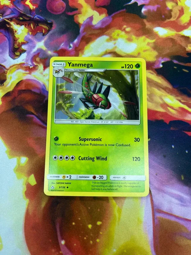 Yanmega 3/156 Sm-Ultra Prism Regular NM-Mint Pokémon TCG