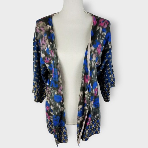 Cárdigan Guinevere Geo Fleur Frente Abierto 100% Lana Merino Multicolor Talla Mediana - Imagen 9 de 9