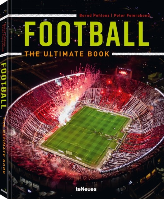Football by Bernd Pohlenz HARDBACK 9783961715565