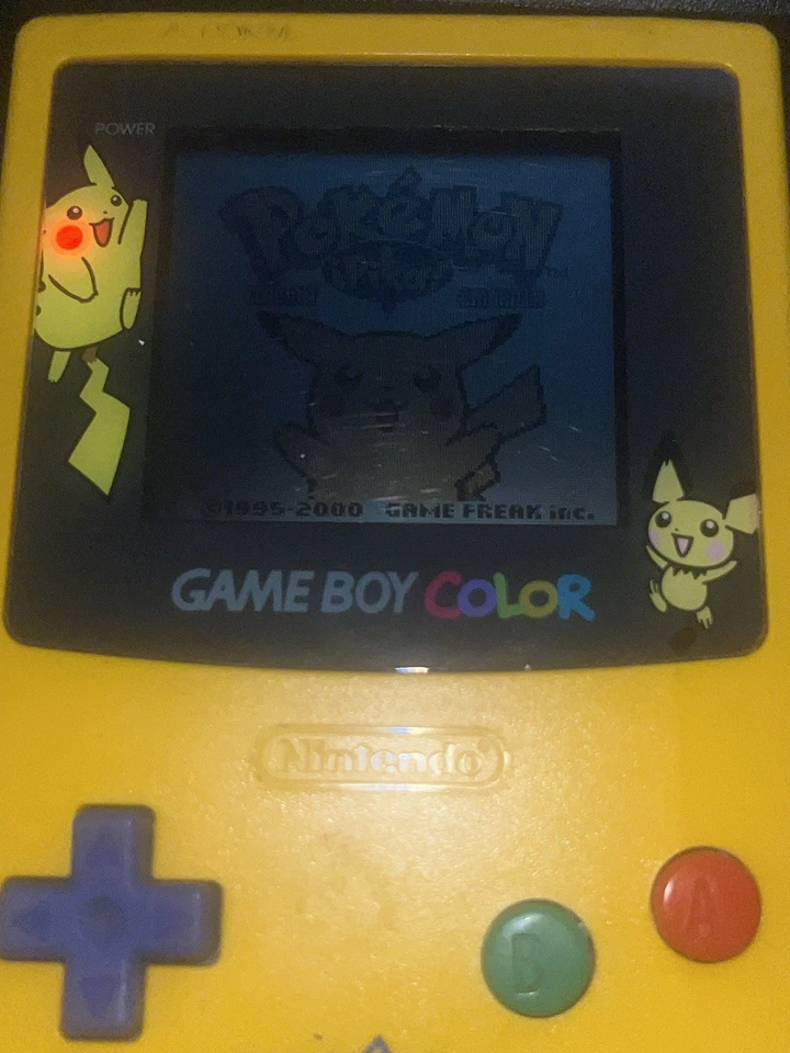 CONSOLE NINTENDO GAME BOY COLOR PIKACHU EDITION -ORIGINAL - Imagen 4 de 4