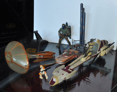 STAR WARS - Diverse Fahrzeuge / Figuren - Gebraucht - u.a. Hot Wheels