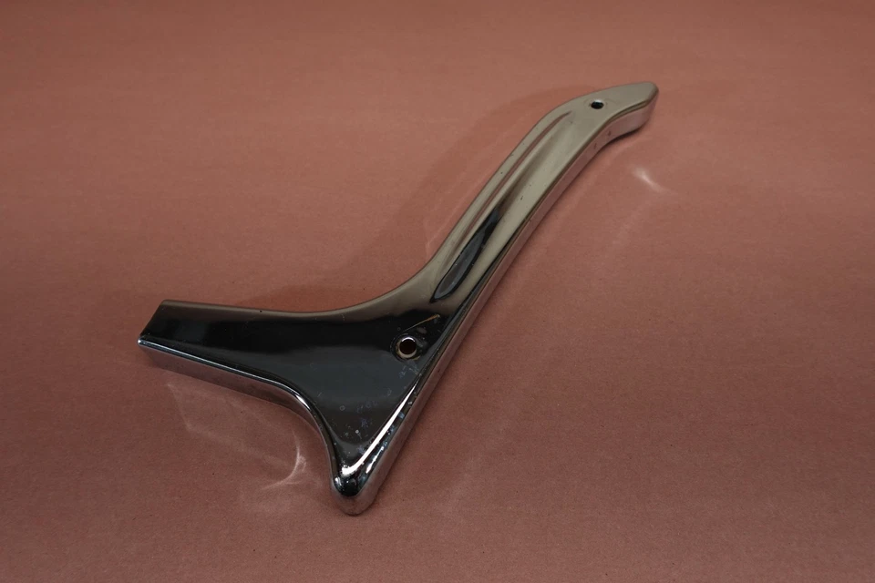 Yamaha VStar 1300 V Star XVS1300 2007-2015 respaldo lateral derecho barra Sissy Foto 3 de 4