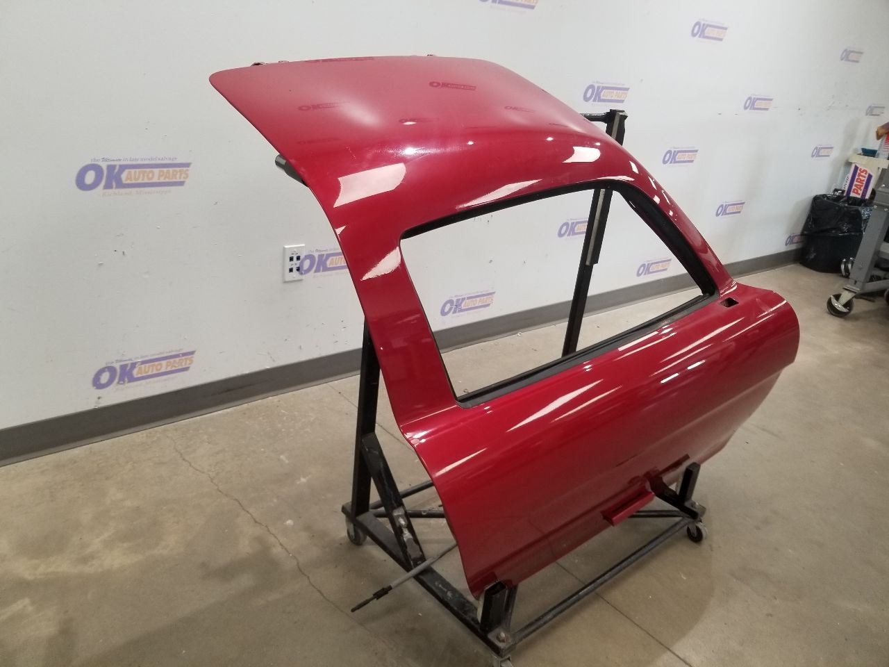 11 MERCEDES BENZ SLS AMG C197 DOOR ASSEMBLY RIGHT PASSENGER RED