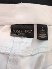 Chicos So Slimming Pale Blue Straight Leg Capri Size 2