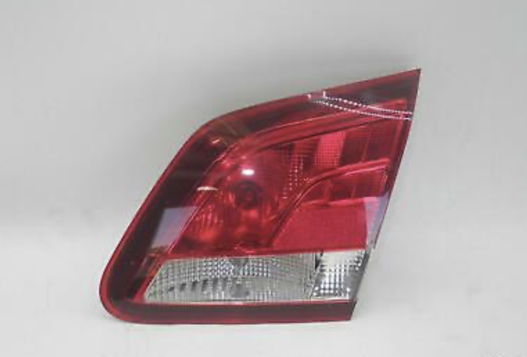 MERCEDES-BENZ B W246 W242 Rear Right Inner Light A2469062001