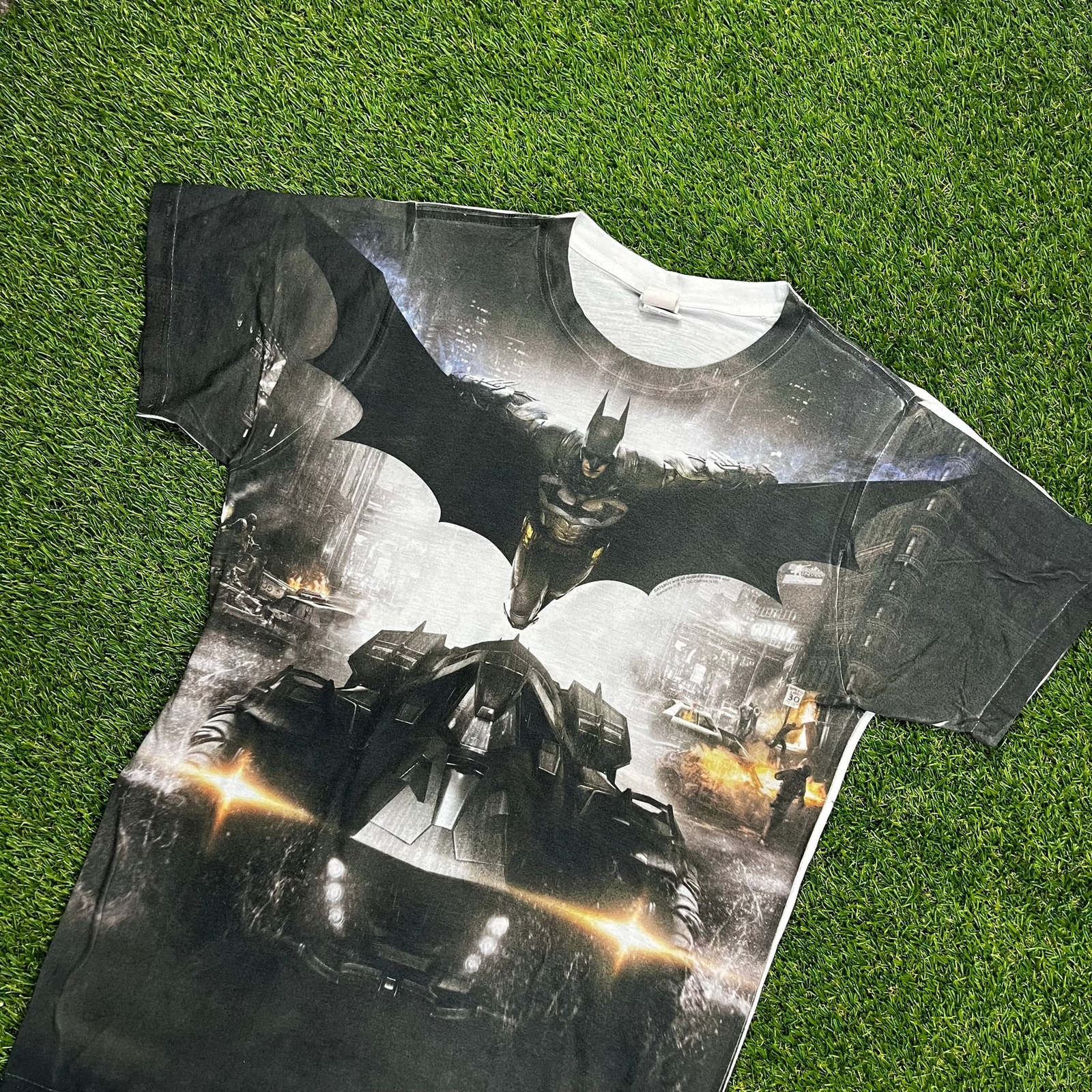 ALTRA T shirt Batman Arkham Knight logo visione taglia L stampata negli Stati Uniti DC Comics Gamer