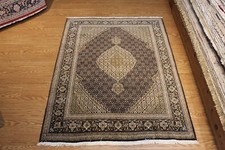 fine quality Handmade-Rug 5'x7' Authentic TABRIS Rug Floral Mahi/fish Design