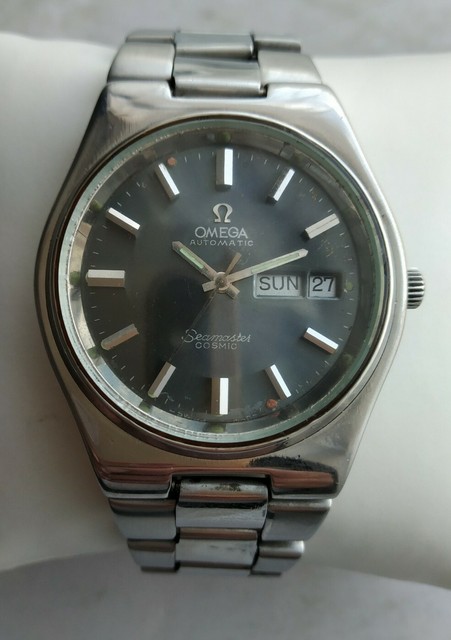 omega seamaster cosmic 2000 day date