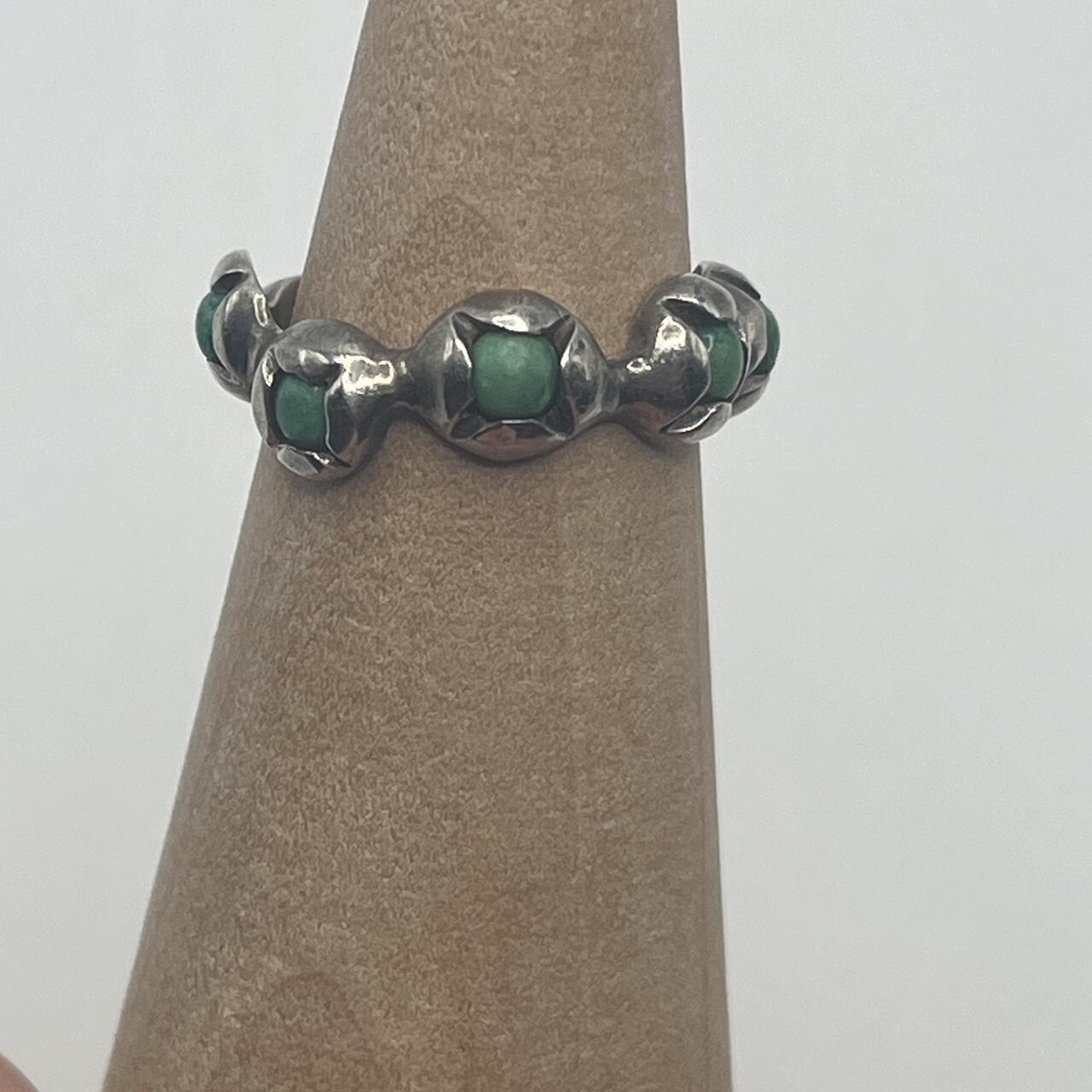 Sterling funky unique boho green stone ring Size … - image 7