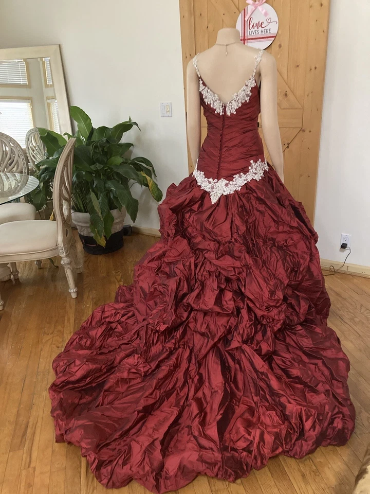 Vestido de novia Justin Alexander rojo intenso/borgoña seda talla 16 Foto 4 de 4